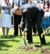 Kilka lat wcześniej, Oświęcim, gdzieś przy drodze