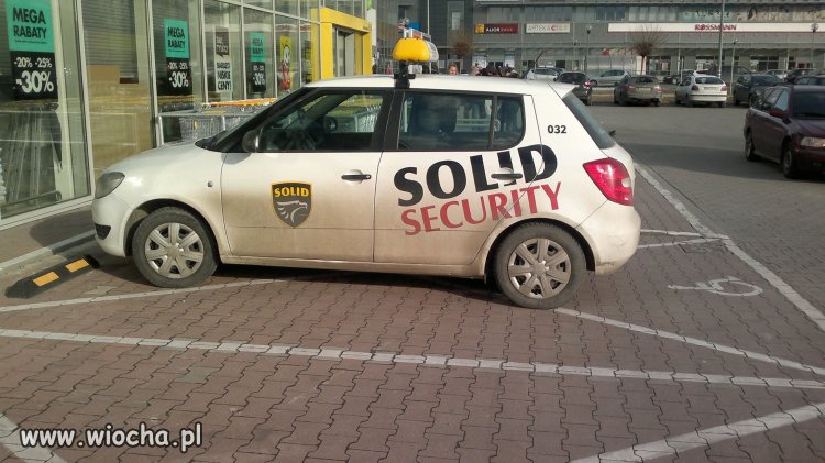 Do ochrony z grupą inwalidzką przyjmę.