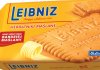 Niemcy jedzą ciastka z masłem.