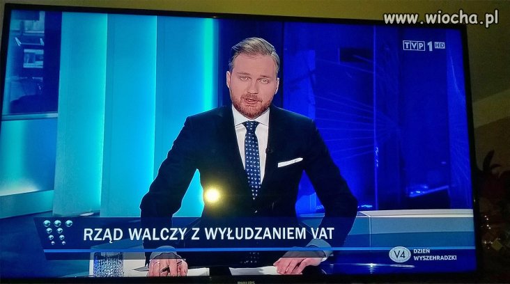 Jakieś podobieństwo i przypadkowa stacja tv.