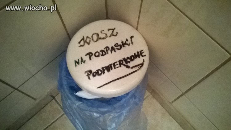 KOSZ NA PODPASKI PODFUTERKOWE 