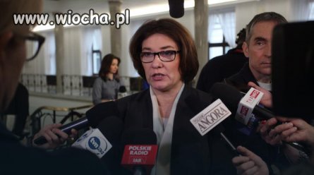 Pani Mazurek gratuluje odwagi Pani Premier