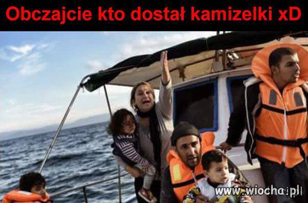 Zgadnijcie kto nie dostał kamizelki 