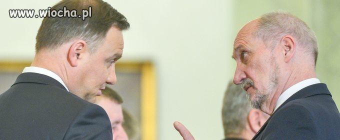 A spróbuj mi jeszcze raz napisać jakiś list 