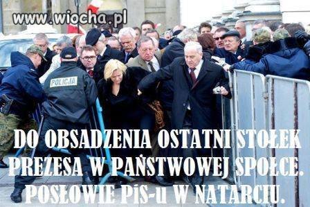 Ostatni stołek