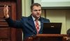 Radny i były członek PiS znęcał się nad żoną.