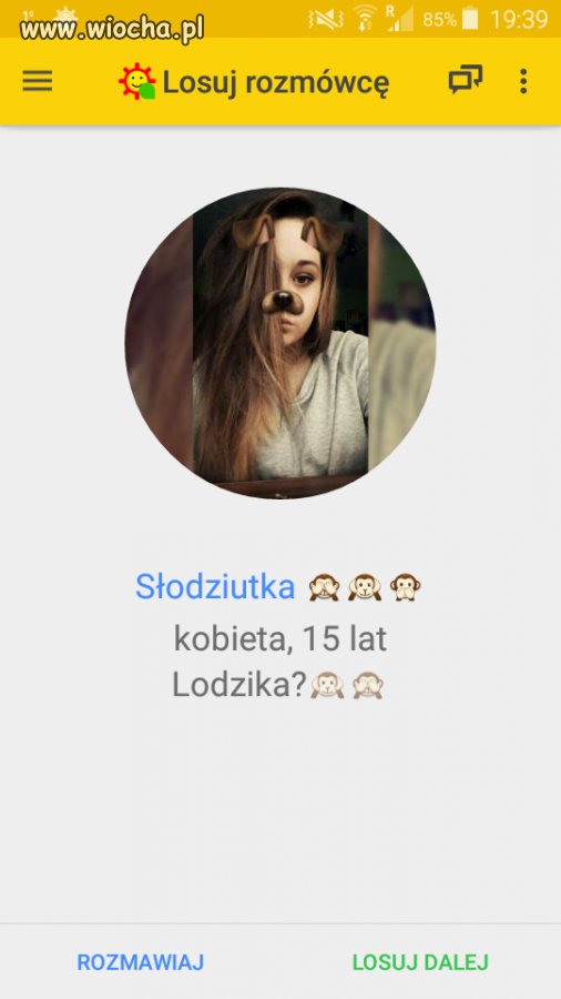 Tak się szanują w dzisiejszych czasach nastolatki.