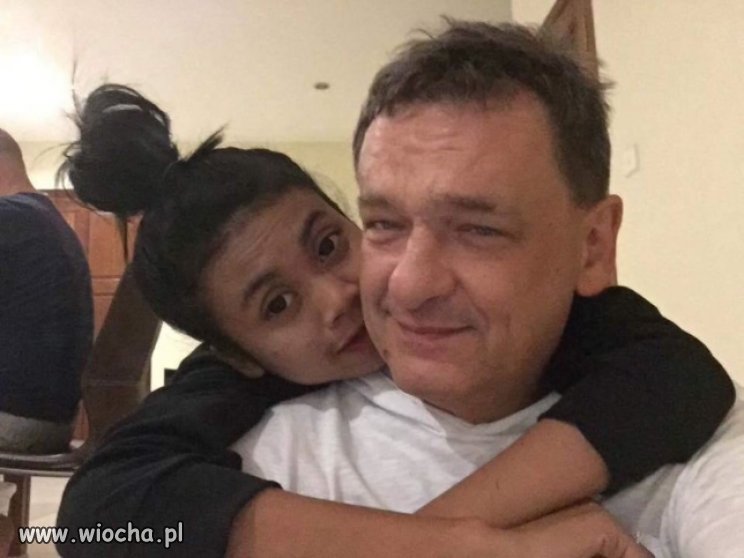Tymochowicz i jego nowa żona z Kambodży 