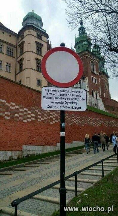 Dlaczego miesięcznice odbywają się w Warszawie?