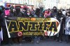 To fakt: tylko bandyci zasłaniają twarze.
