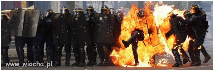 Pokojowe protesty we Francji