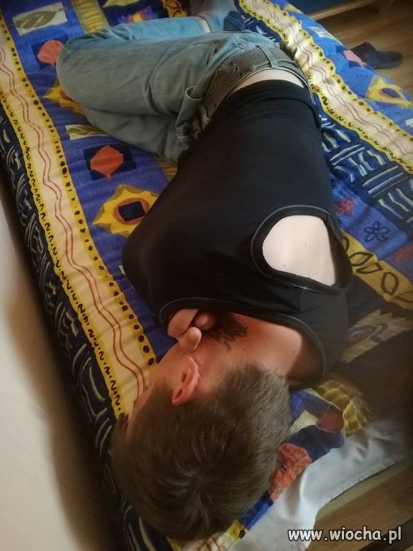Gdy w nocy piździ a kołdra pode mną 
