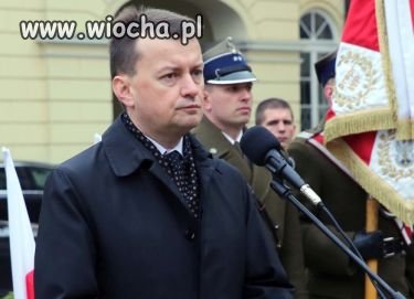 Sam sobie przyznał złotą odznakę pożarniczą