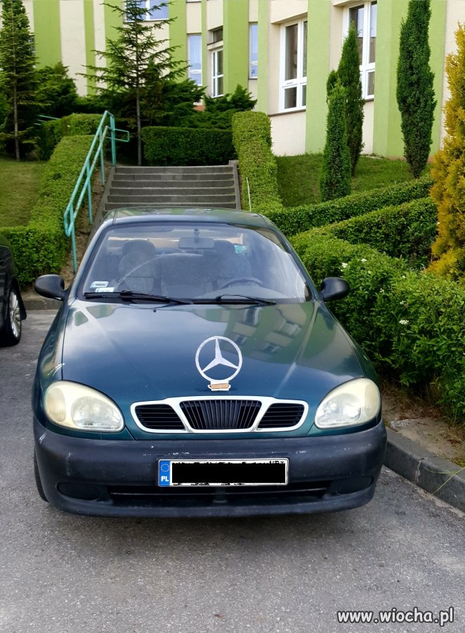 Ekskluzywny Mercedes 