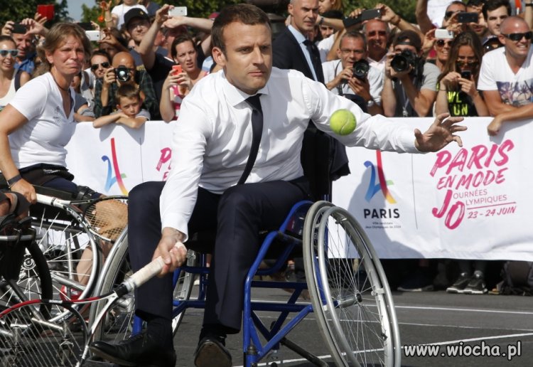 Polityka Francji mniej więcej wygląda tak!