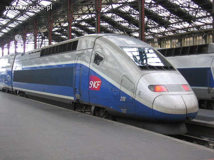 Francja-aktor uczył się roli w TGV,konduktor..