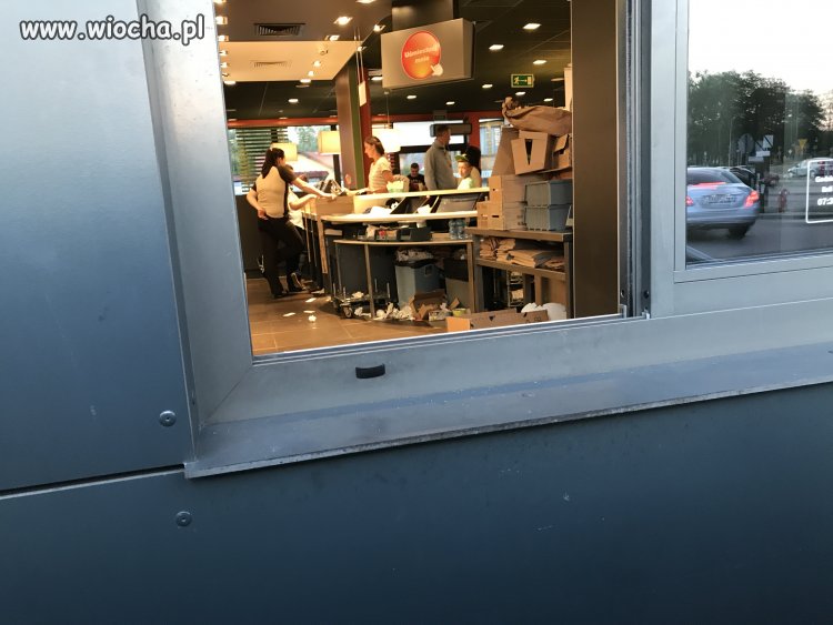 Syf i ręka w dup...ie a potem smacznego