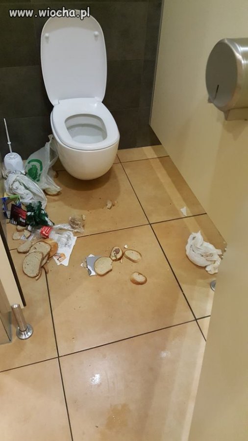 To się nawet nie nadaje do skomentowania...
