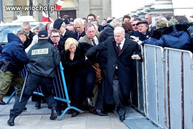 Z cyklu wyścig do państwowego koryta 