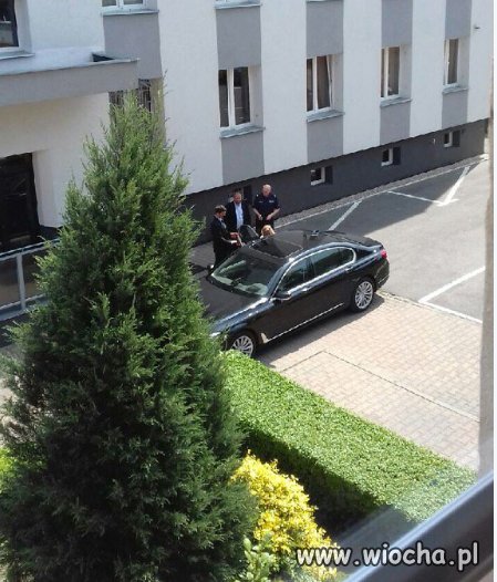 Beatka uchwycona na fotce jak spotyka się