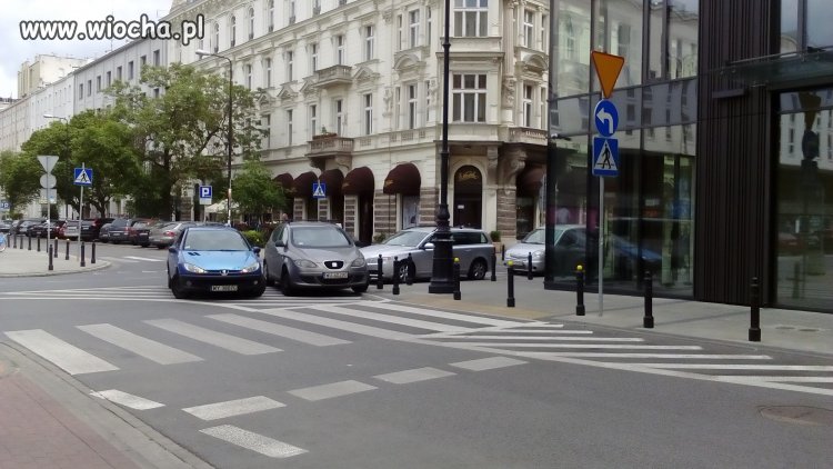 Parkowanie po warszawsku.