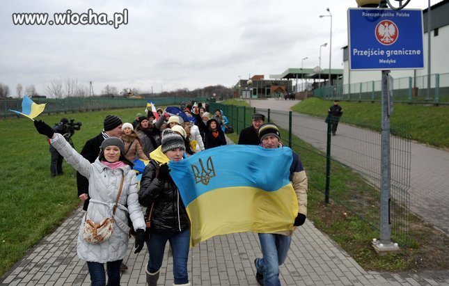 Teraz wielce ściąga się do Polski imigrantów