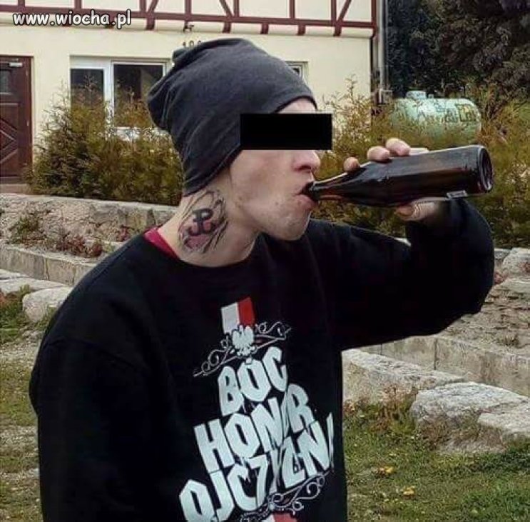 Patriotyzm sprowadzony do poziomu rynsztoka 