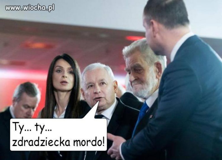 Prezesowi powiększyło się grono zdrajców 