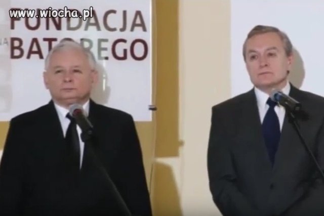 Oto pierwsi chętni. 2013 tych 2 przyjęło gifta 