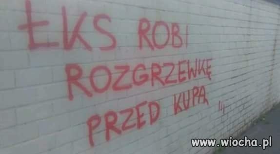 ŁKS robi rozgrzewkę