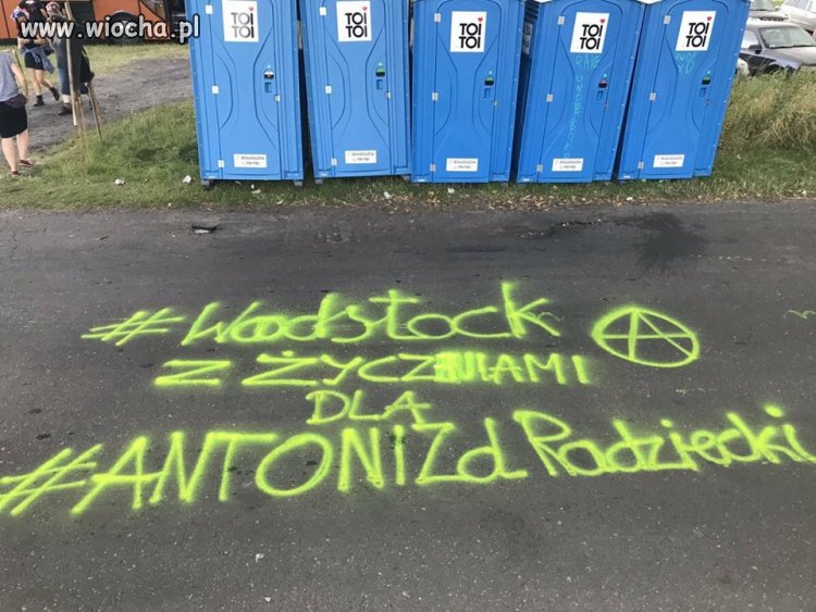 Woodstock śle życzenia.