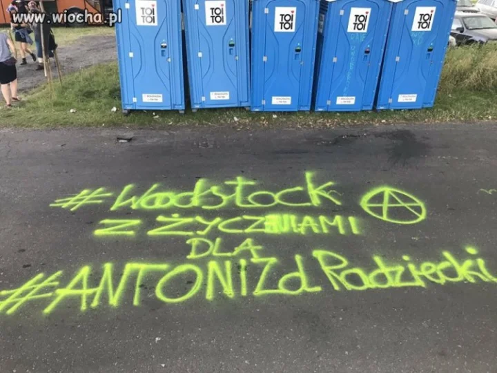 Woodstock śle życzenia.