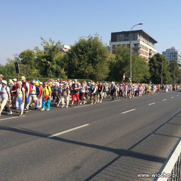 Pielgrzymka..córka sąsiada szła, szła i zaszła 