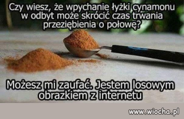 Z kolei nacieranie oczu czerwoną papryką 