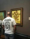 A po ustawkach chodziliśmy oglądać słoneczniki Van Gogha