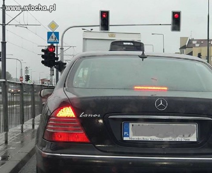 MERCEDES CZY DAEWOO ?