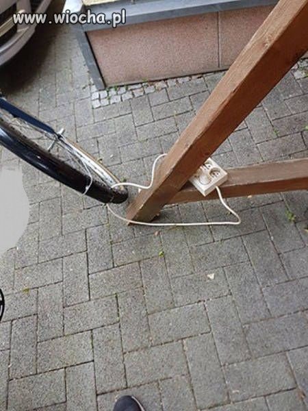 Nie widzę sposobu jak ktoś mógłby ukraść ten rower