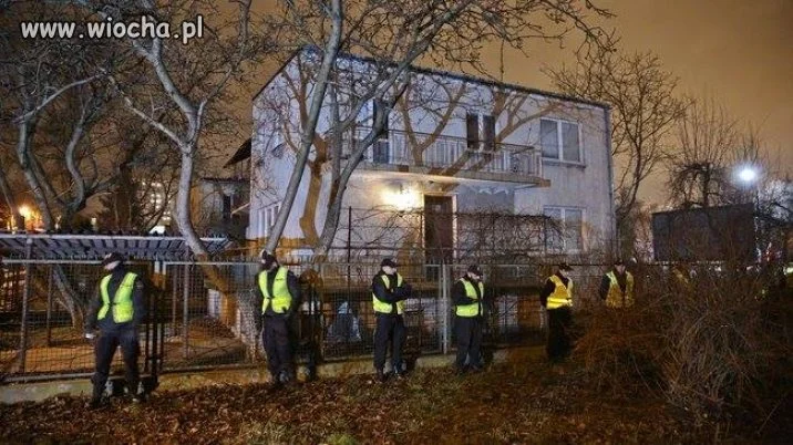 Żoliborska "kfatera" naczelnika nocą...