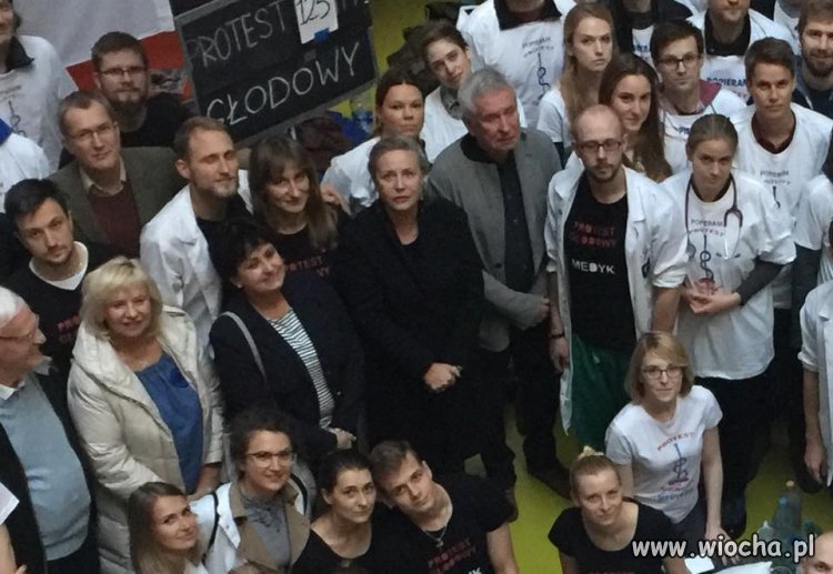 Lekarz za dyżur 24h otrzymuje 2200zł !!!