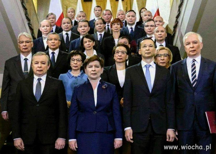 Rząd do rekonstrukcji 