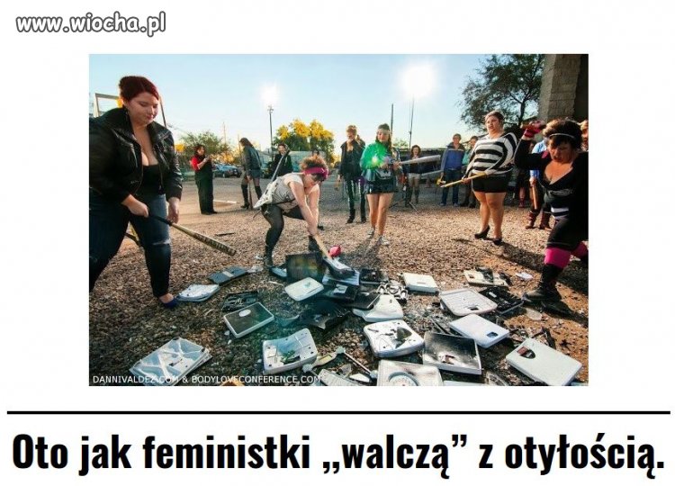 Feministki rozwalając wagi walczą z otyłością.