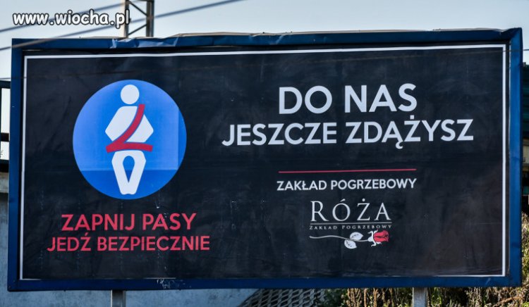 Nietypowa reklama skłania kierowców do refleksji 