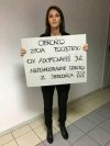 Do szczekliwych,z prawej strony