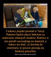 Dziadkowie uwielbiają zajmować się swoimi wnukami