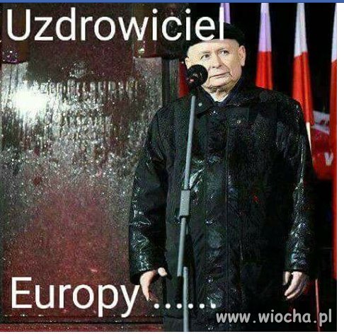 Pan domu otwiera drzwi i mówi: