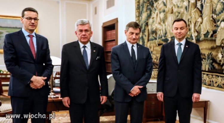 Po zmianie premiera szczęście widać na twarzach 
