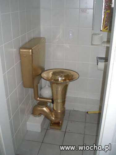 WC muzyka