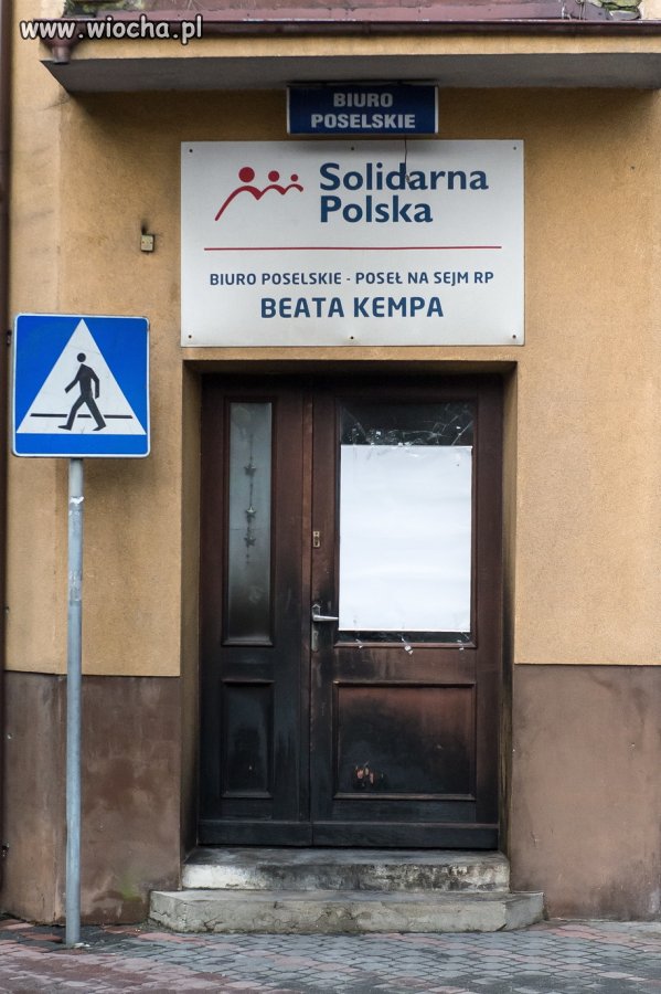 Atak terrorystyczny na biuro poselskie w Sycowie
