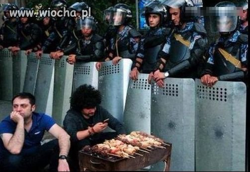 Niektórzy protestują.