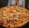 Bardzo apetyczna pizza i jaka duża